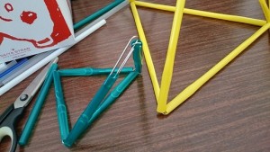 カンタン家庭療育　手作りおもちゃ　トライアングル３