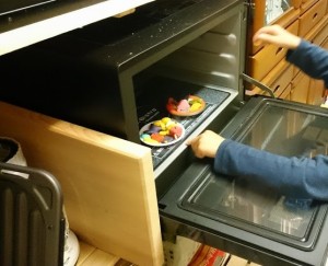 カンタン家庭療育　粘土遊び　クッキーを焼く