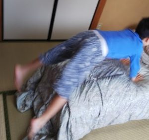 感覚統合に跳び箱　自閉症・多動の息子は元気いっぱい